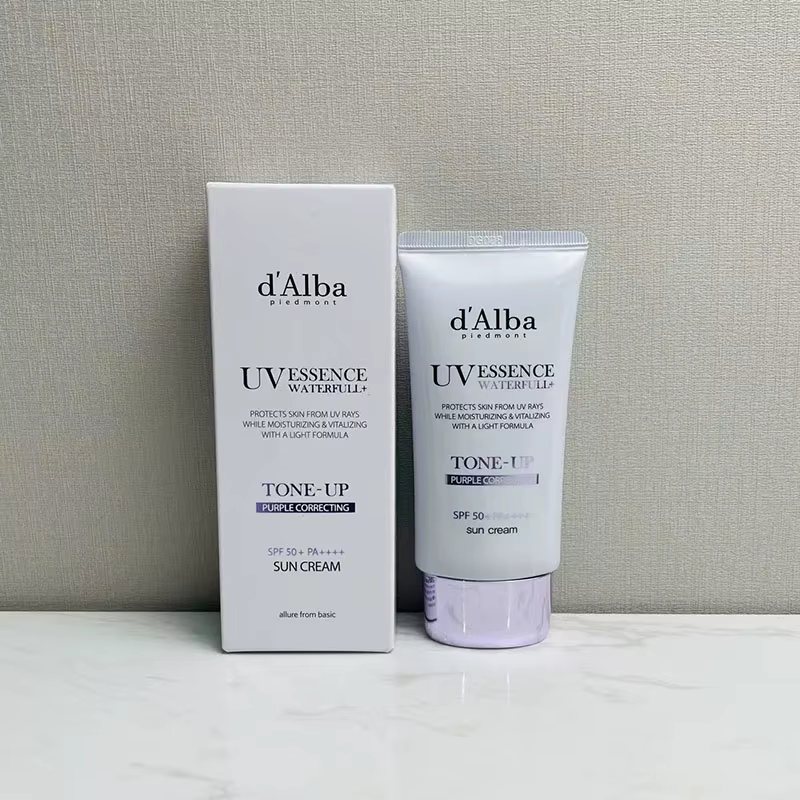 50ML d'Alba UV Essence Whitening White Truffle Sunscreen SPF50+ Crème solaire hydratante légère rafr
