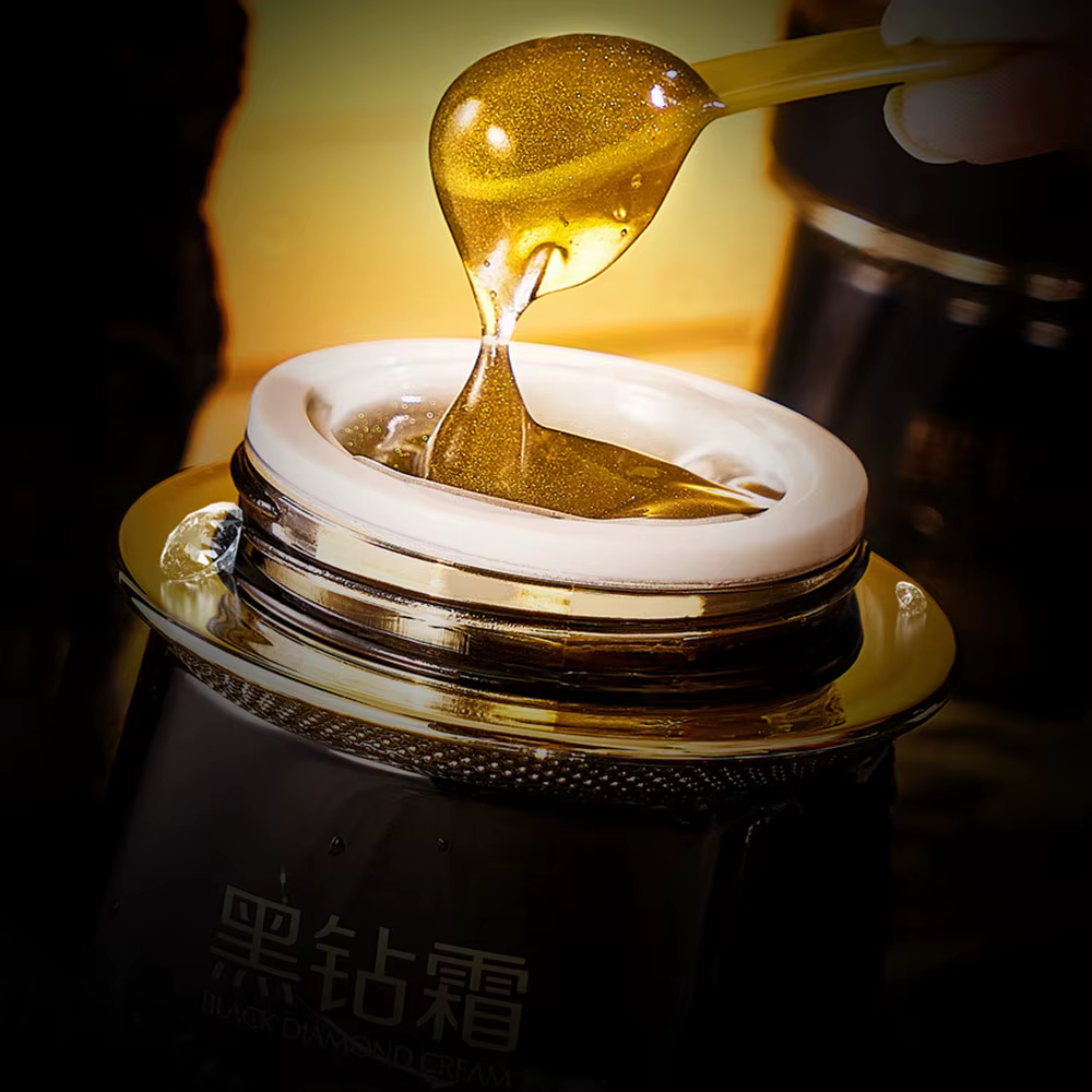 Crème Visage Hydratante et Raffermissante à l'Extrait d'Algues et Feuille d'Or 50g - Contrôle du Séb