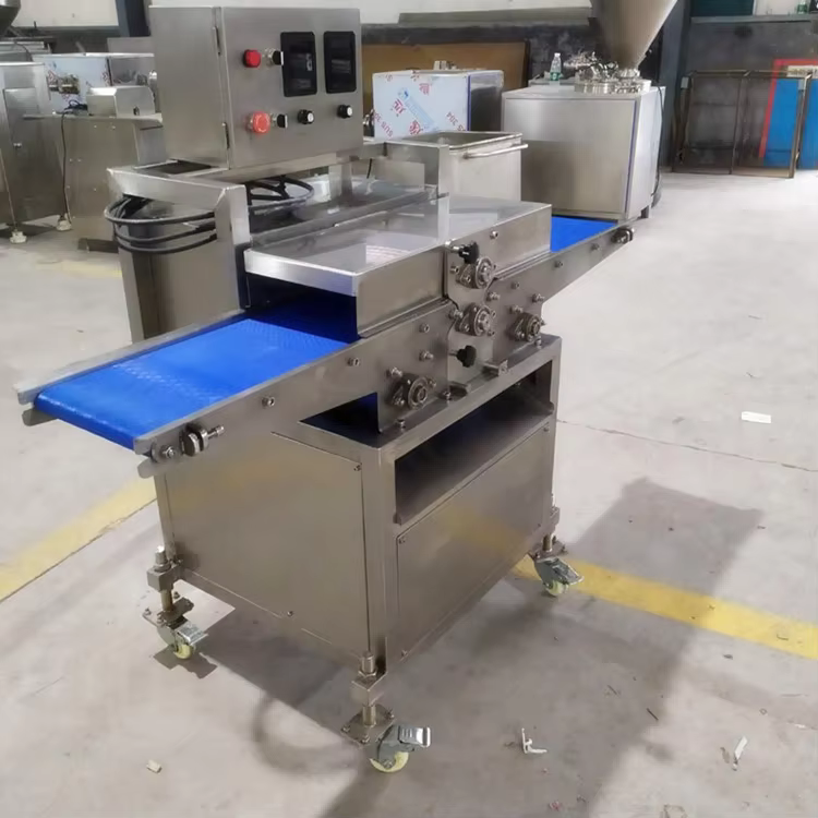 Trancheuse de viande fraîche de poitrine de poulet cru Machine commerciale trancheuse de viande fraî