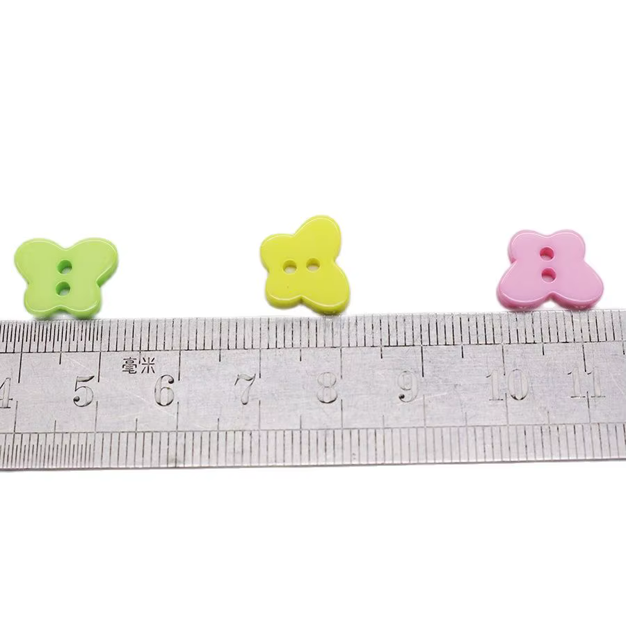 Boutons de couture en résine boutons papillon pour Scrapbooking boutons artisanaux de couture boutons décoratifs enfants Botones 2 trous 100 pièces