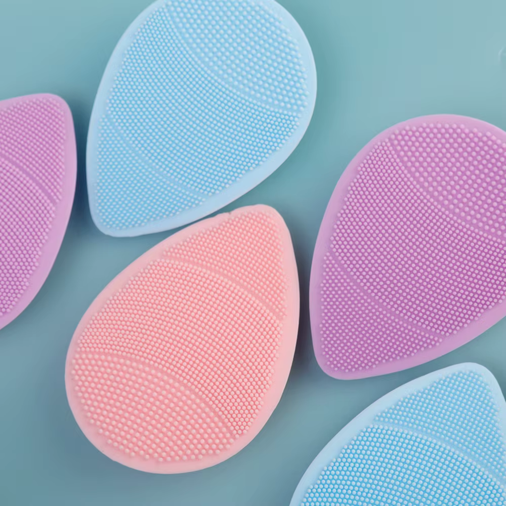 Brosses nettoyantes en silicone pour le visage