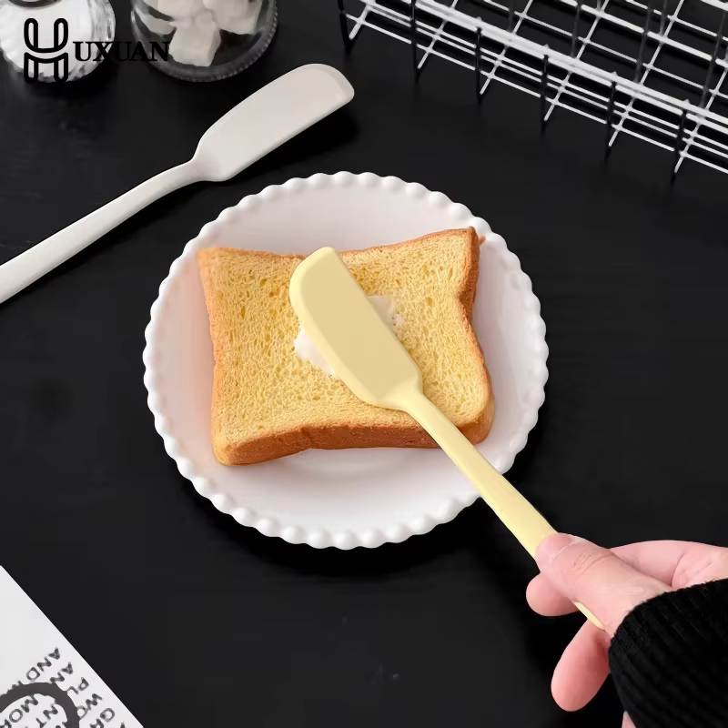 Couteau à beurre coupe-fromage couteau à Dessert au fromage en Silicone crème fouettée pain confiture outils Gadget de cuisine couteaux