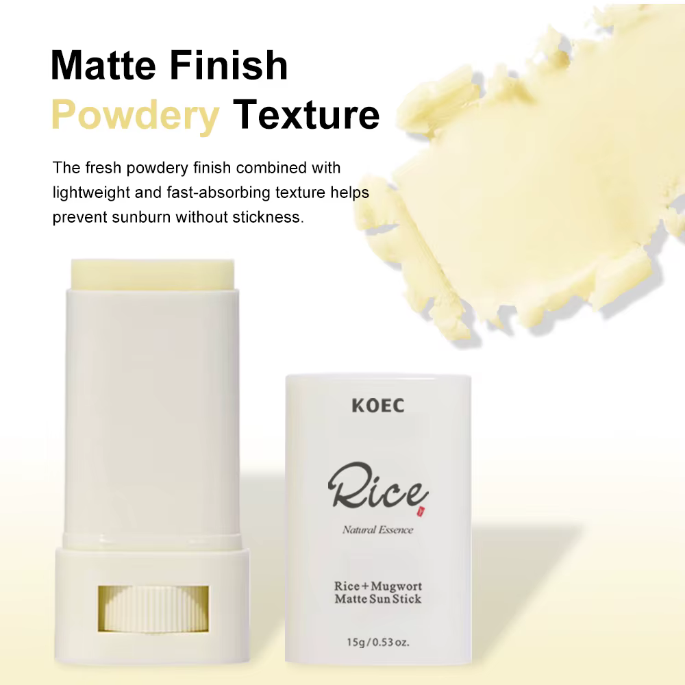 La tige de protection mate SPF50++ contient des ingrédients de riz et de curcuma