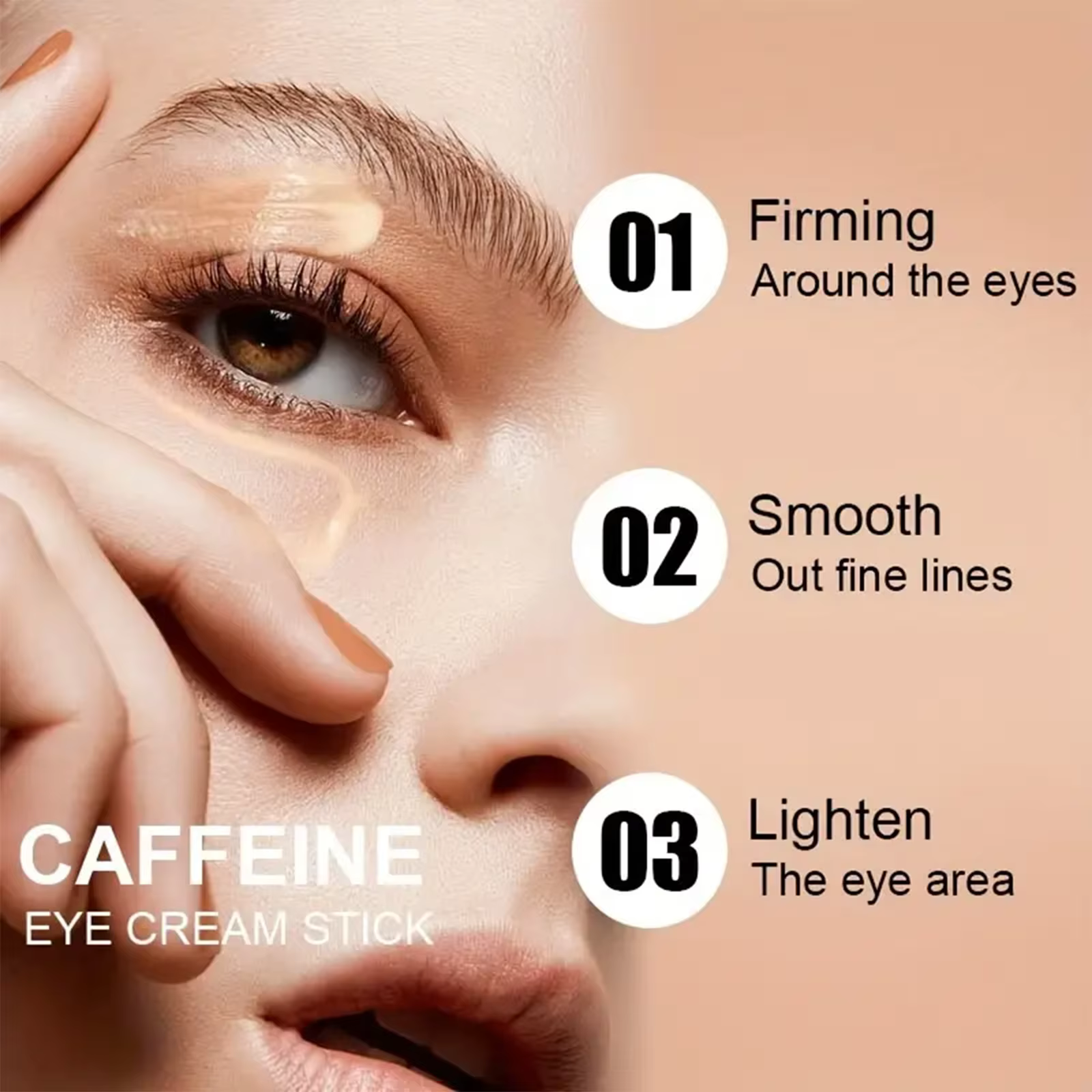 Le bâton de crème pour les yeux à la caféine nourrit la peau