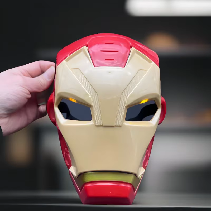 Jouet en fer avec effets lumineux et sonores, masque ouvrable, gants lanceurs de poignet, accessoires de cosplay de dessin animé et d'anime pour cadeaux de fête