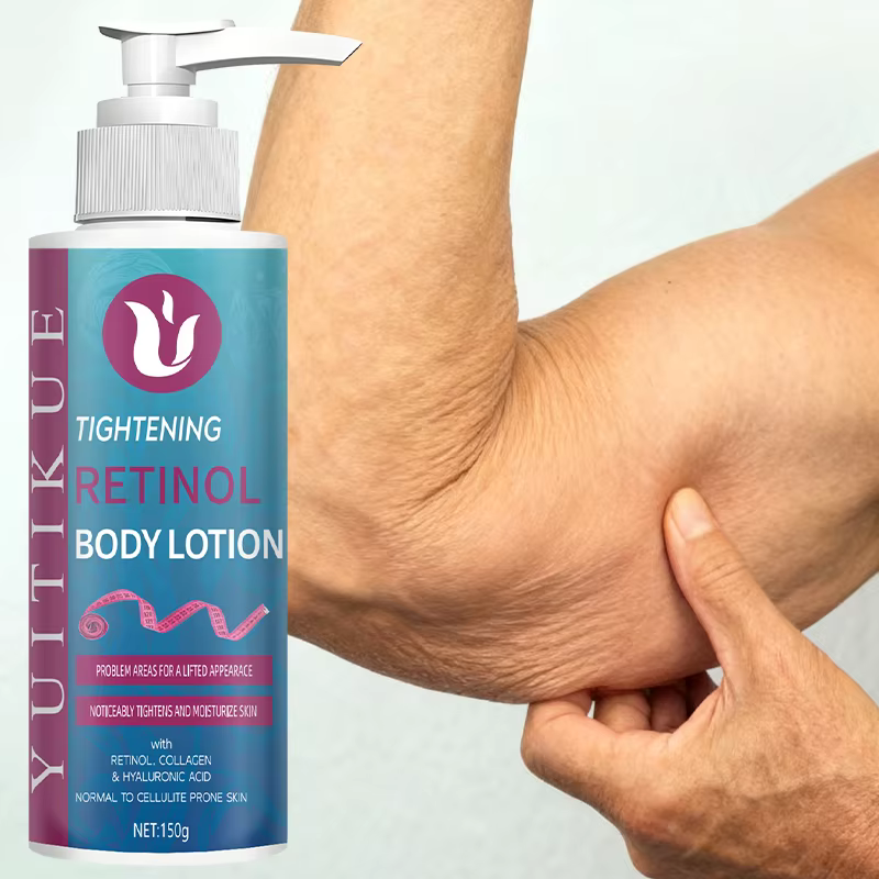 La Lotion pour le corps au rétinol améliore visiblement la fermeté et hydrate la peau