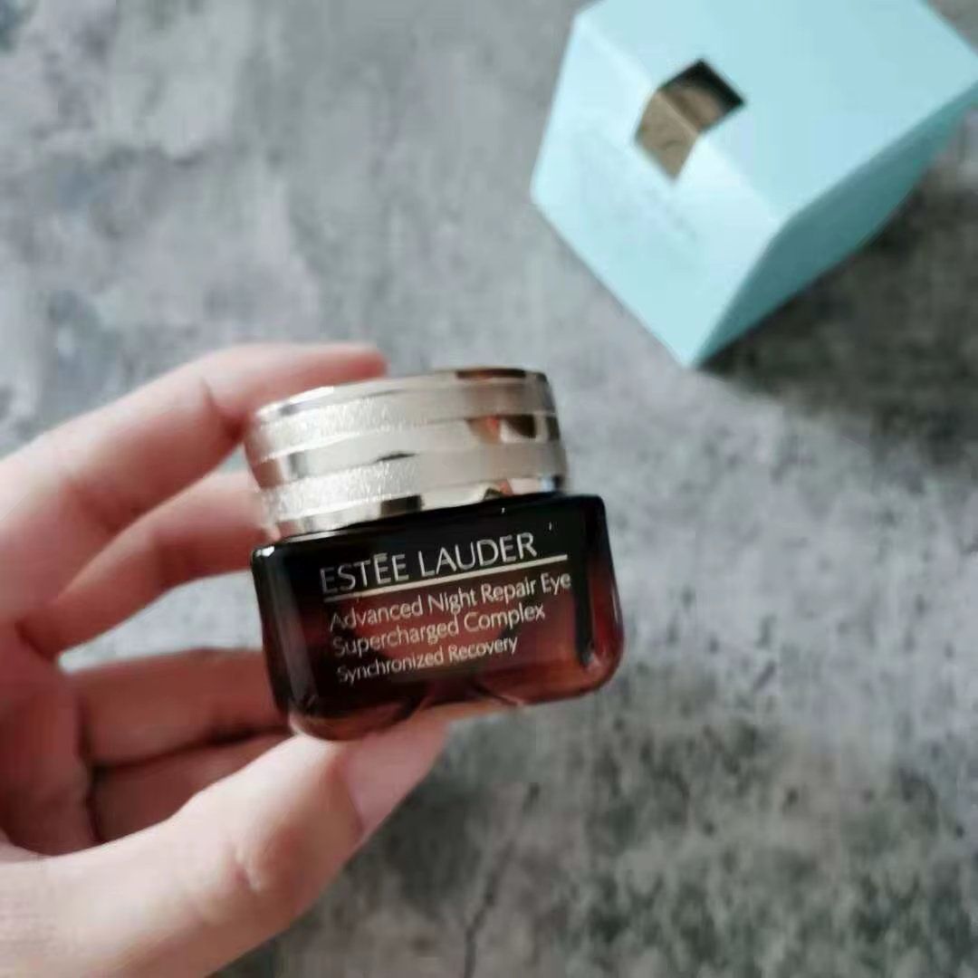 Estée Lauder Advanced Night Repair Eye Supercharged Gel-Crème 15ml Crème contour des yeux multi-réparatrice Cernes et poches