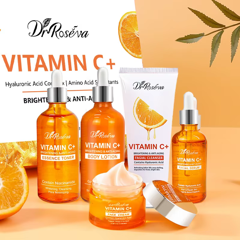 Ensemble de soins de la peau hydratant et éclaircissant à la vitamine C : sérum et crème pour le visage