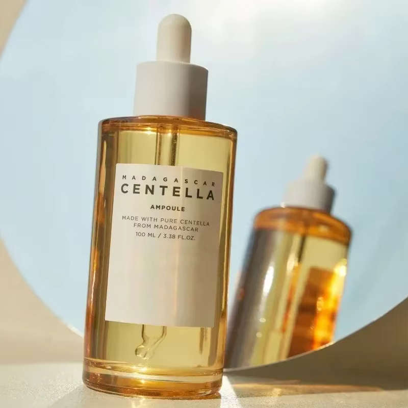 Sérum à la Centella Asiatica 100ml - Formule apaisante pour peaux sensibles et soin hydratant profond pour le visage.