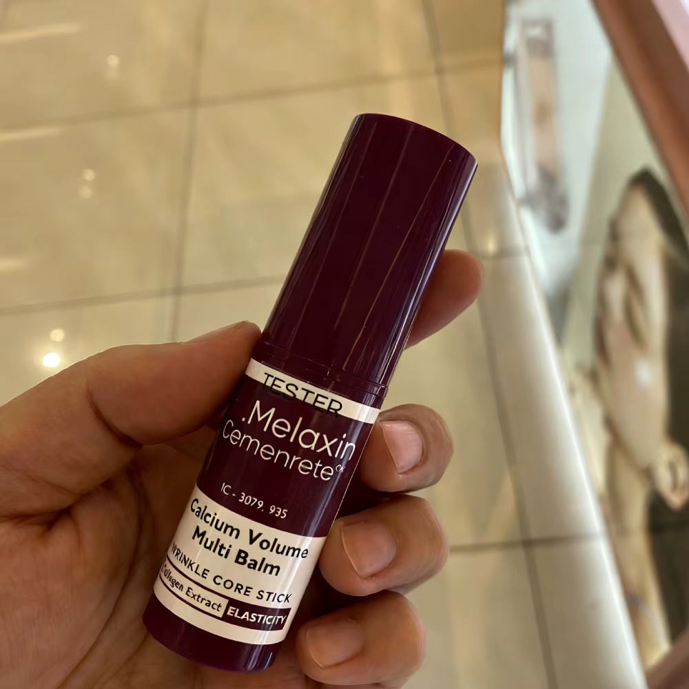 Stick de Soin Multi-Fonctionnel Raffermissant Hydratant Anti-Rides pour les Yeux