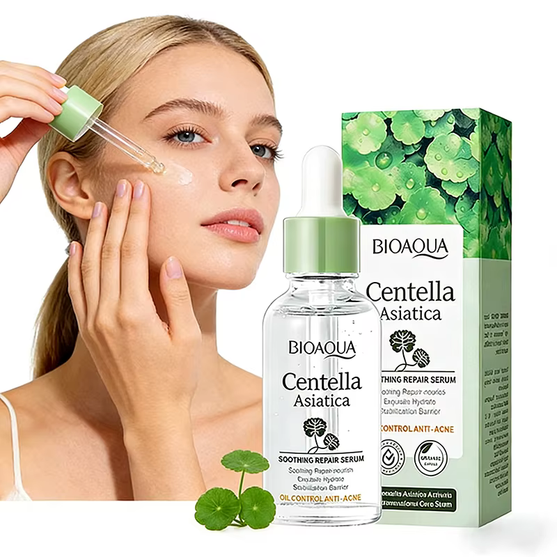 Sérum à l'acide hyaluronique et à la centella BIOAQUA pour le visage