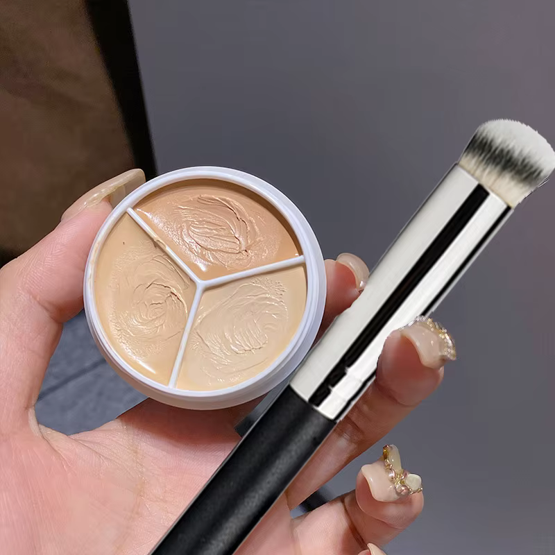 Palette de crème correctrice pour le visage