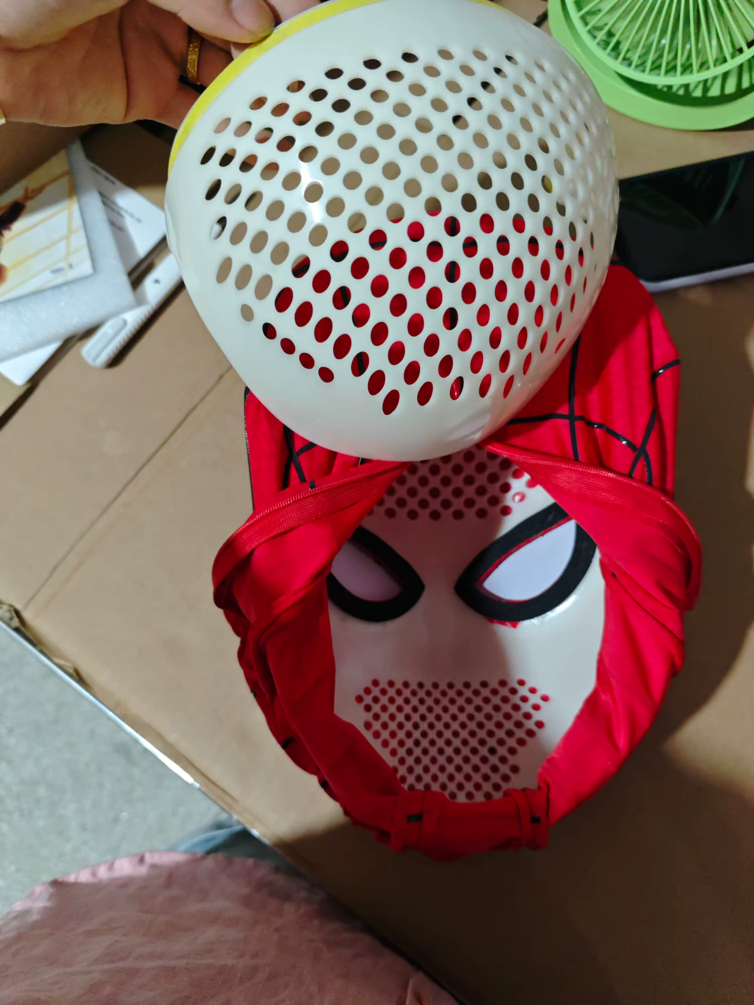 Nouvelle Masque Spider-Man Quatre en un, Version Tom Holland, Réplique Filmique Faite à la Main, Rouge et Noir, pour Adulte, Cosplay, Accessoire de Collection