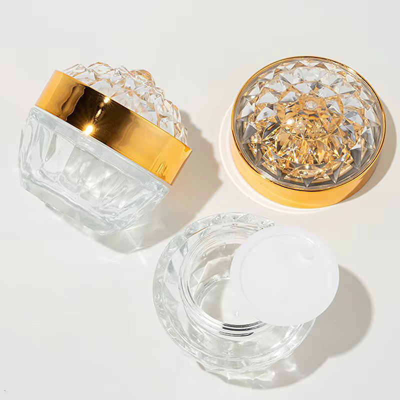 Pot de crème pour le visage en verre avec couvercle