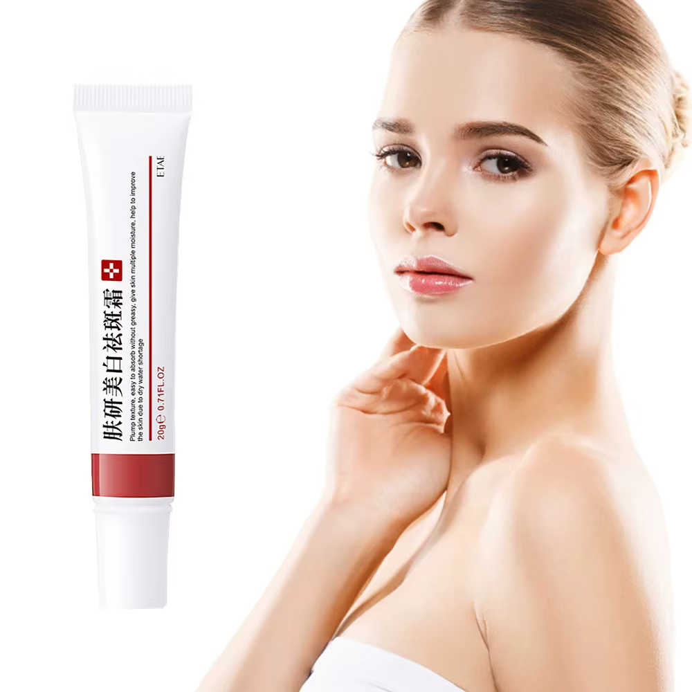 Crème puissante pour blanchir les taches de rousseur
