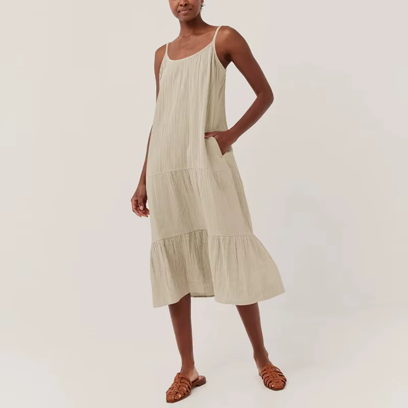 Robe élégante et jolie en mousseline 100% coton pour femmes, robe sexy à col en V sans manches avec volants, robe chic pour les vacances à la plage