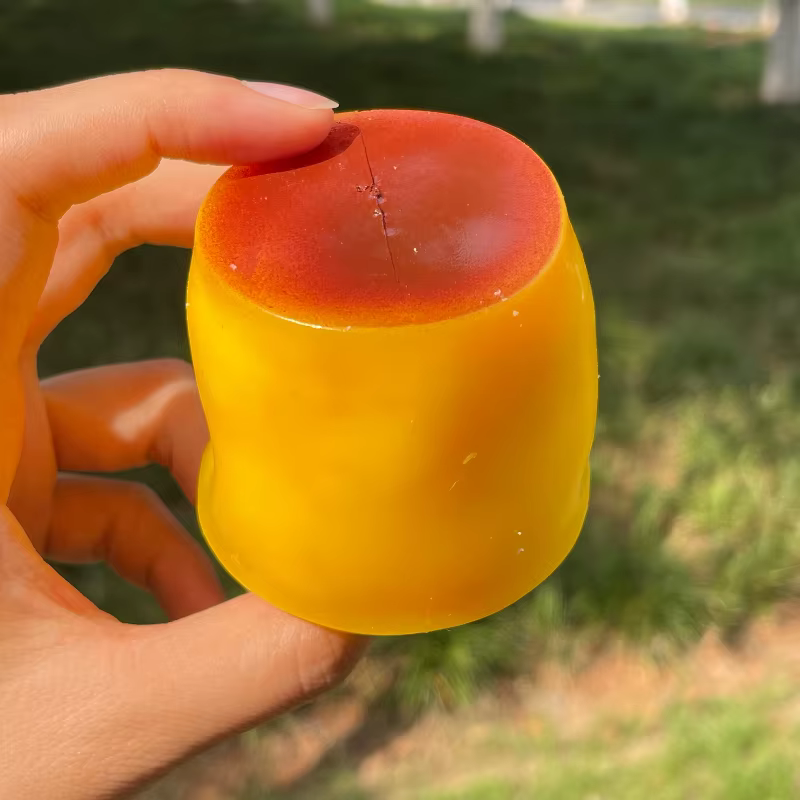Boule Squishy Faite Main en Forme de Pudding Caramel, Sonore et Croquante, Jouet Sensoriel Anti-Stress à Modeler et à Presser