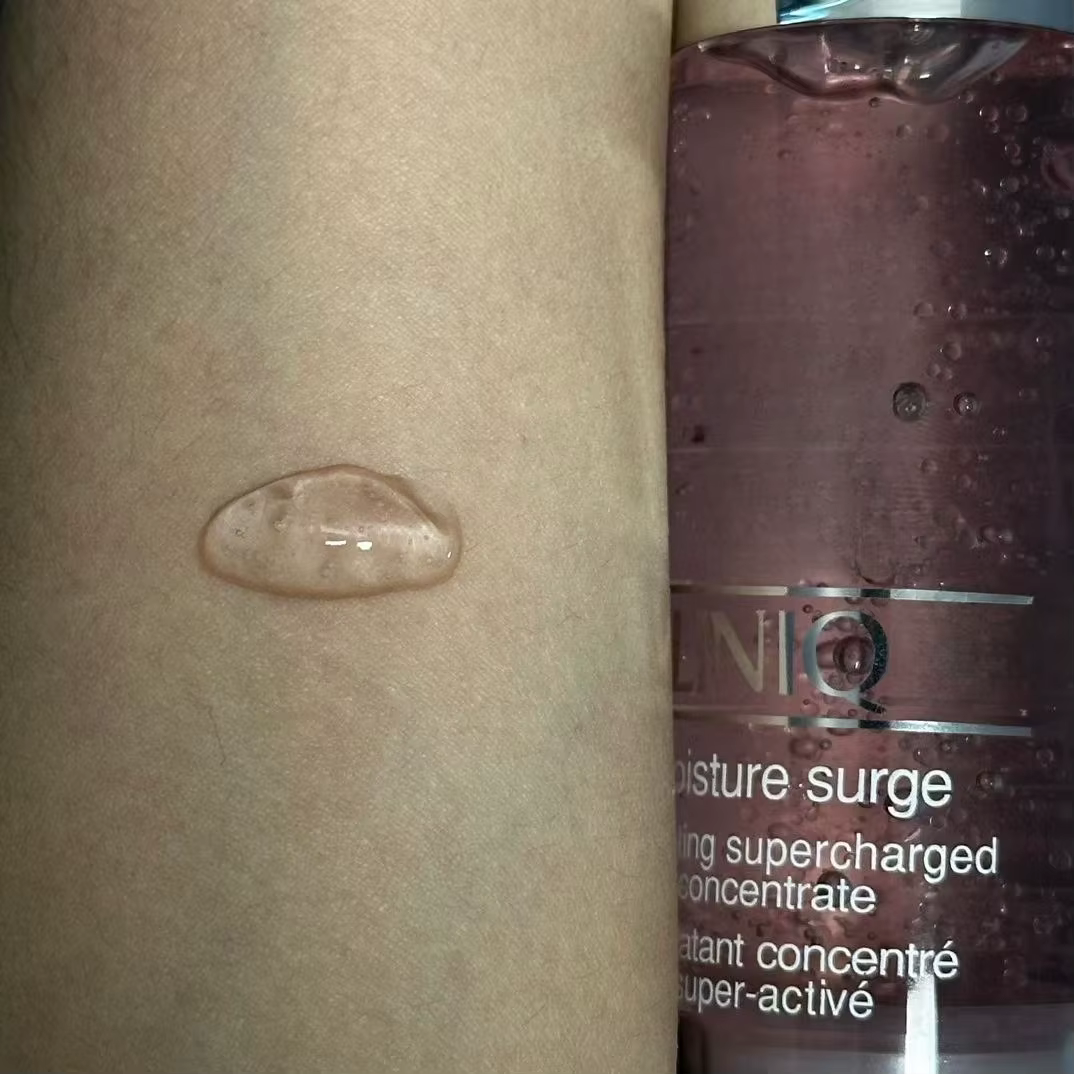 Concentré hydratant Moisture Surge – 48 ml
