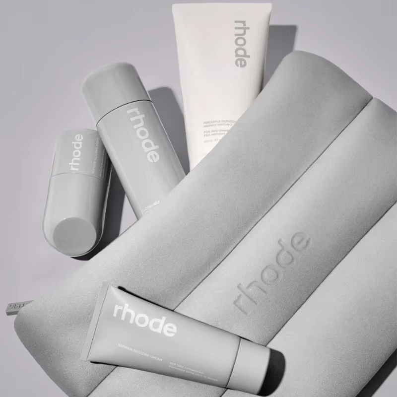 Spray facial hydratant et lissant pour le visage