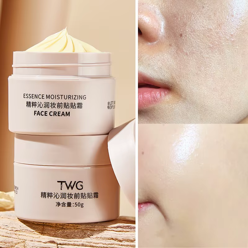 Appliquez la crème avant le maquillage. Crème de base hydratante
