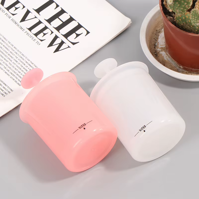 Outil de nettoyage moussant pour le visage