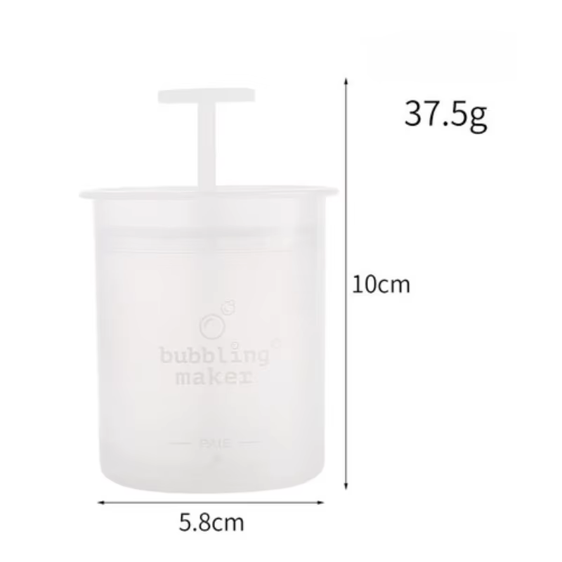 Outil de nettoyage moussant