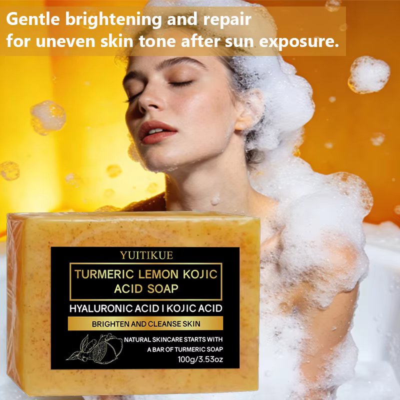 Savon Nettoyant au Curcuma
