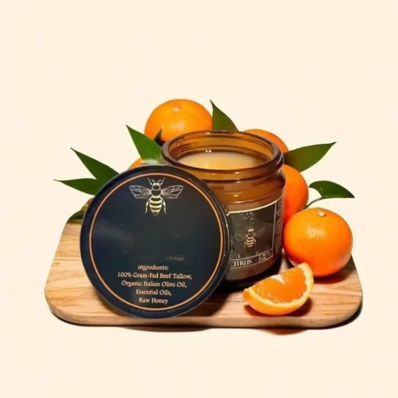 Crème hydratante au miel cru et au bœuf biologique nourri à l'herbe pour une peau douce et lisse