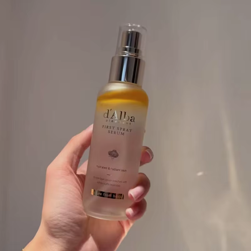 DAlba Corée Sérum Tonique à la Truffe Blanche 100ml, Spray Fixateur Visage Hydratant et Nourrissant, Brillance Naturelle, Essence Soin de la Peau en Brume