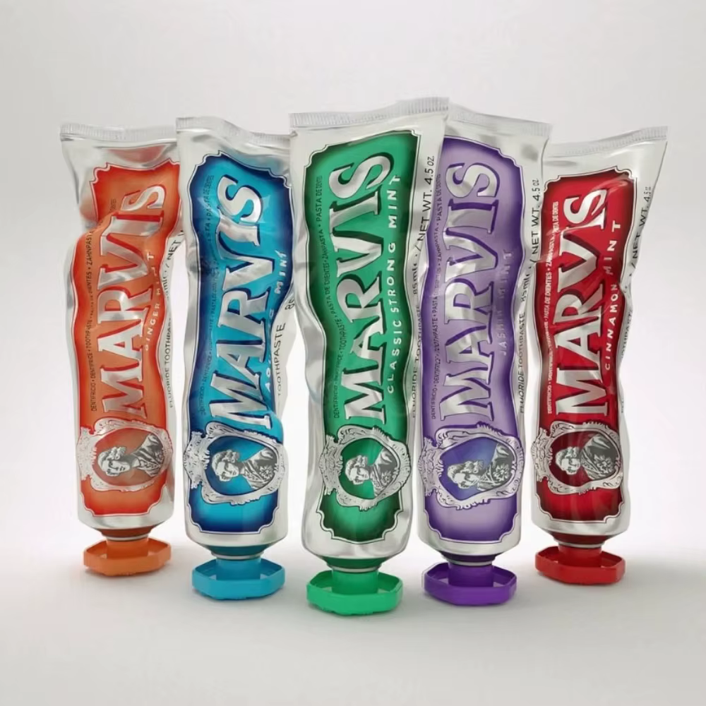 Dentifrice blanchissant italien saveur menthe riche, rafraîchit l'haleine, nettoie en profondeur l'émail dentaire, élimine la plaque dentaire, blanchit les dents