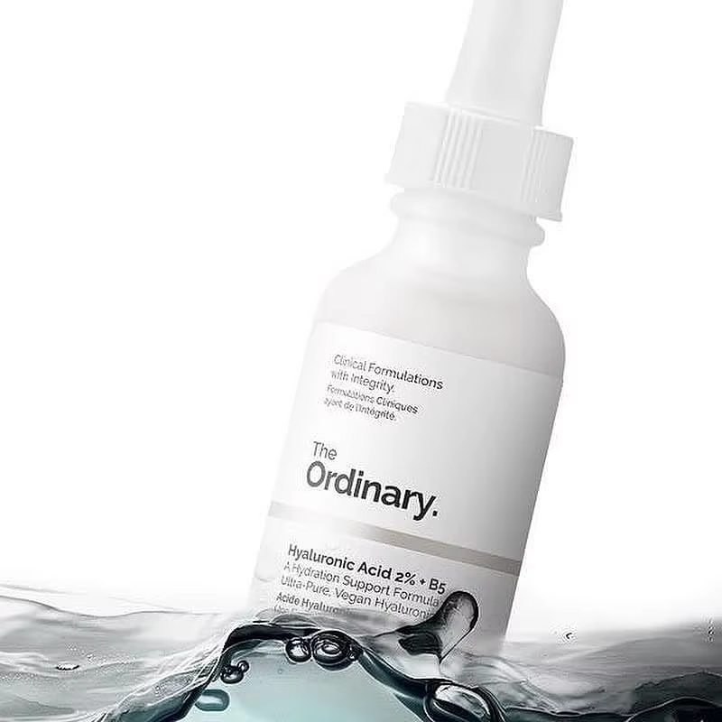 The Ordinary Hyaluronic Acid 2% + B5 A Formule hydratante avec sérum à l'acide hyaluronique ultra-pur et végétalien pour la peau 30ML