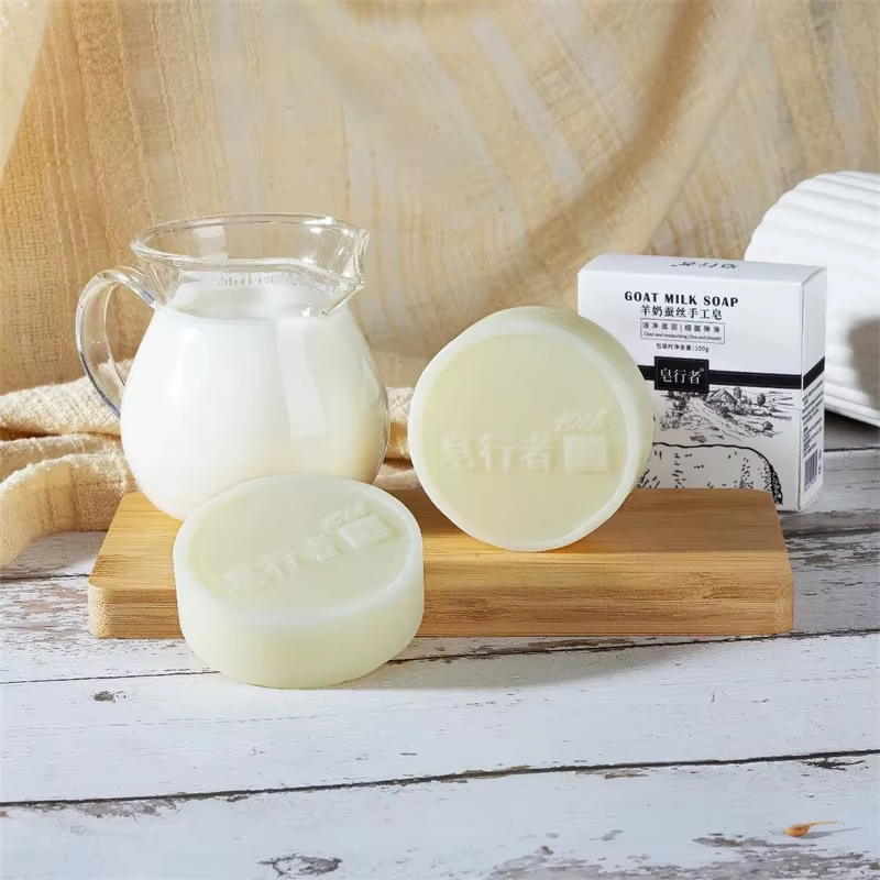 Savon fait à la main en protéines de soie au lait de chèvre