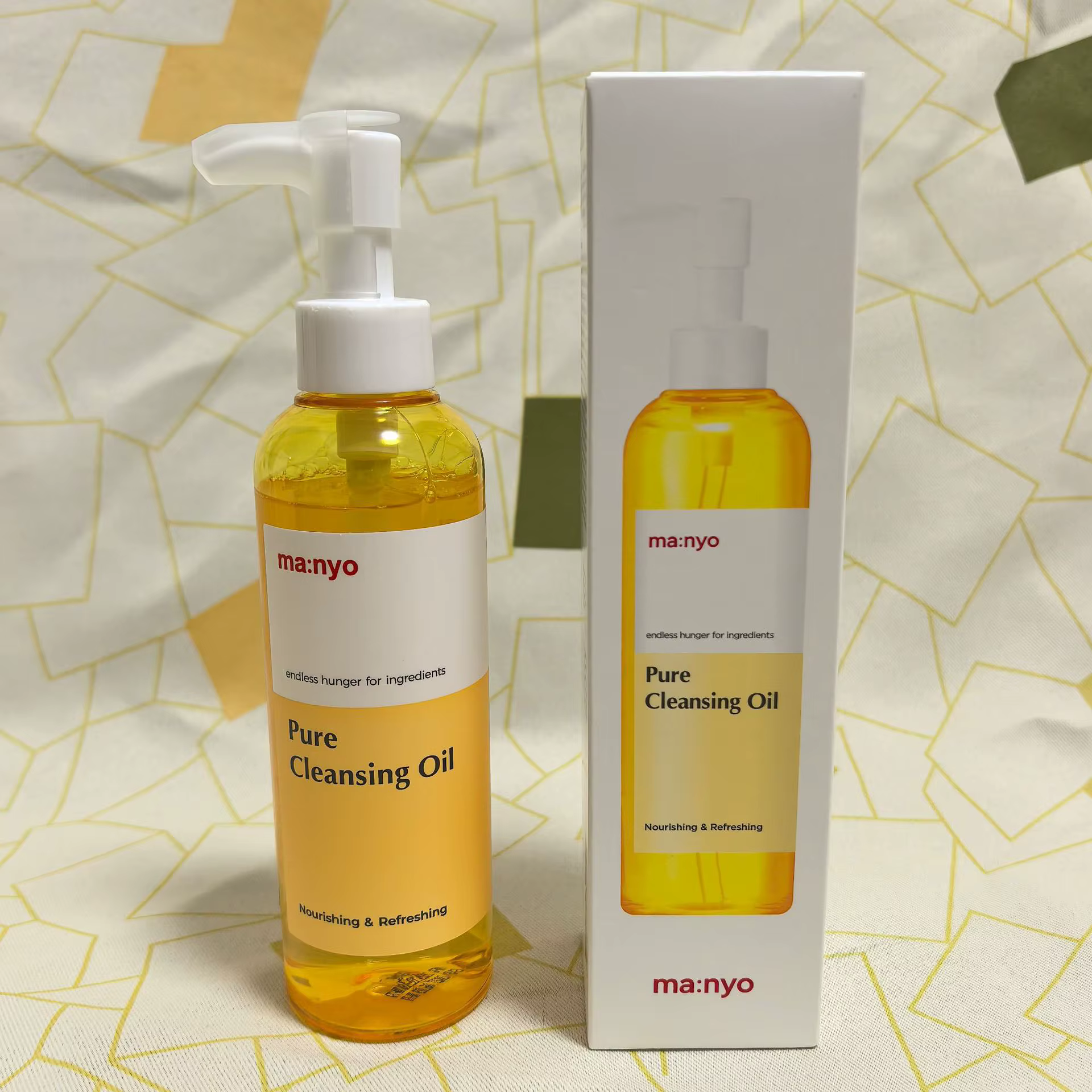 Mousse nettoyante à l'huile démaquillante de marque originale