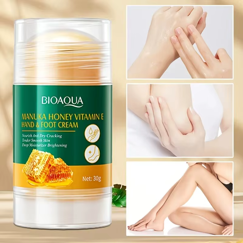 30g de crème pour les mains et les pieds qui nourrissent en profondeur la peau sèche et gercée