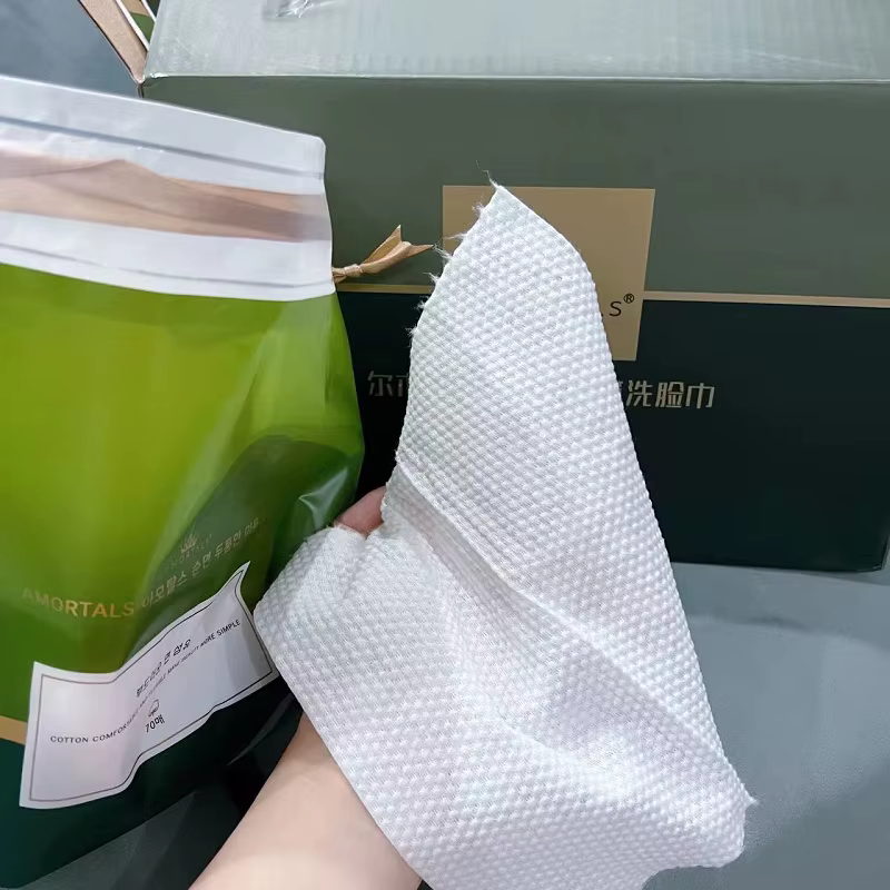 Serviette de visage de poulet douce