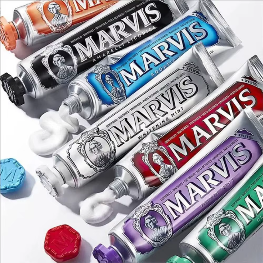 Dentifrice blanchissant italien saveur menthe riche, rafraîchit l'haleine, nettoie en profondeur l'émail dentaire, élimine la plaque dentaire, blanchit les dents