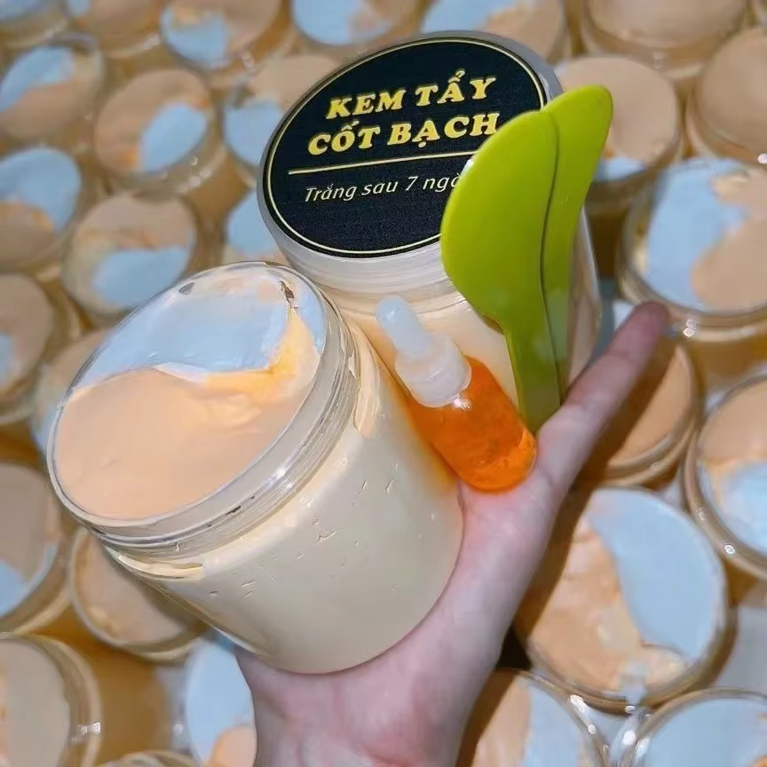 200gr Crème Corporelle Super Blanche à Action Rapide et Efficace, avec Cuillère à Mélanger Incluse - Parfumée, Douce et Facile à Utiliser, Pot pour une Peau Blanche et Lisse