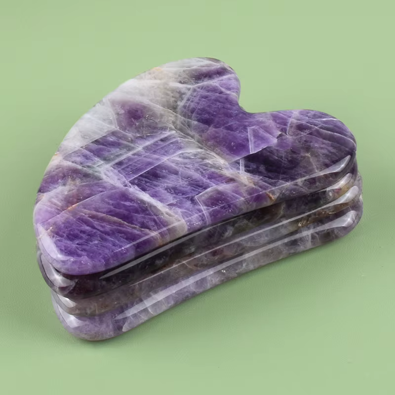 Outil Gua Sha en améthyste pour le visage