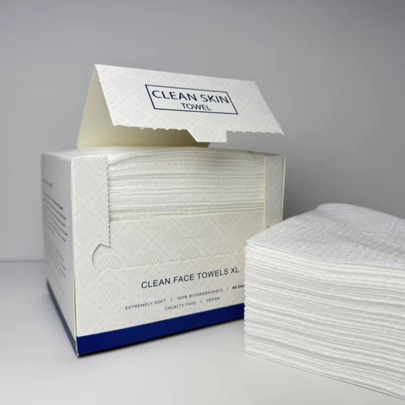 Nouvelles lingettes nettoyantes jetables pour le visage